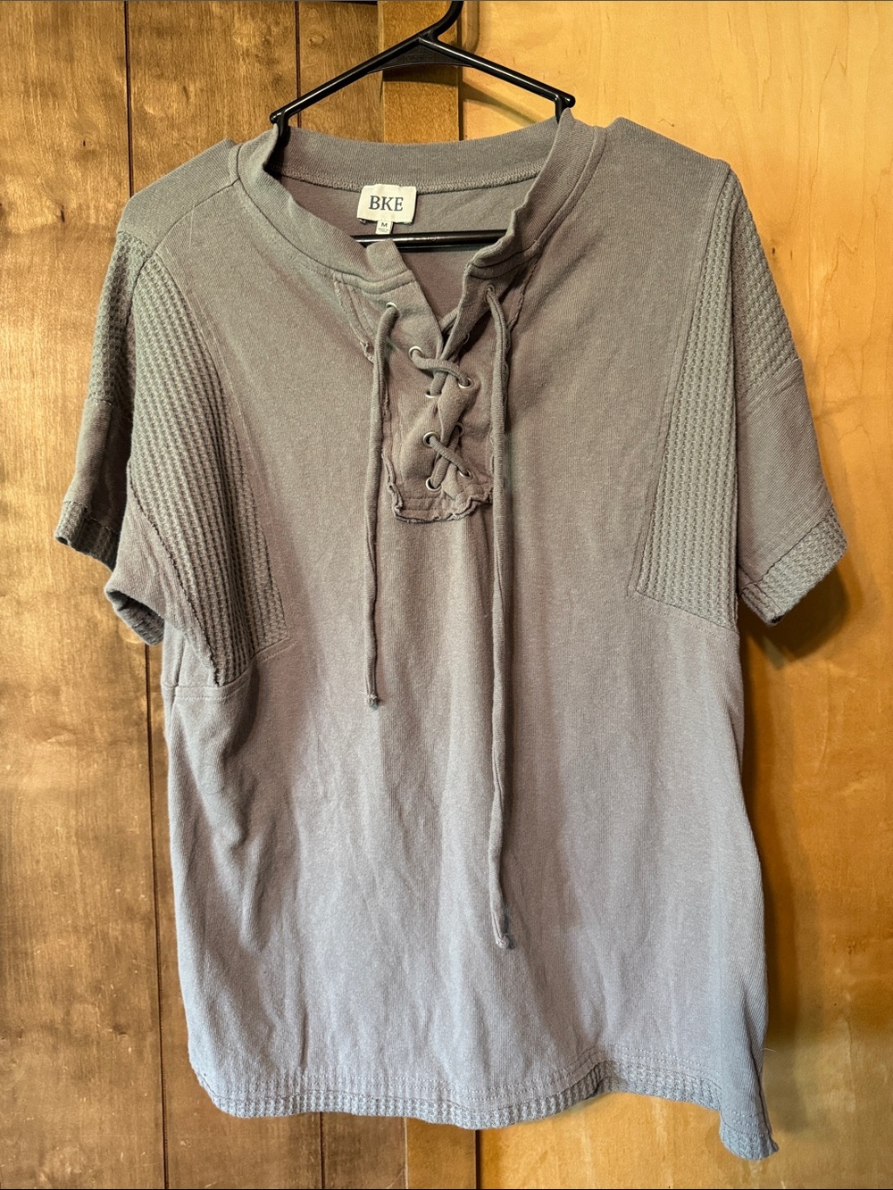 BKE Lace-Up Short Sleeve Shirt - Gray